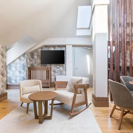 ホテル Grand Savoia Cortina D'ampezzo, A Radisson Collection 5*