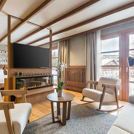 ホテル Grand Savoia Cortina D'ampezzo, A Radisson Collection 5*