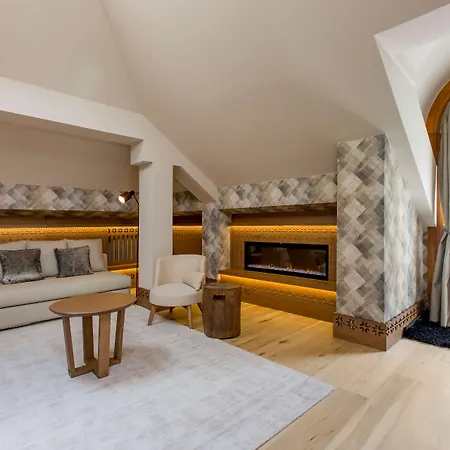 Grand Savoia Cortina D'ampezzo, A Radisson Collection