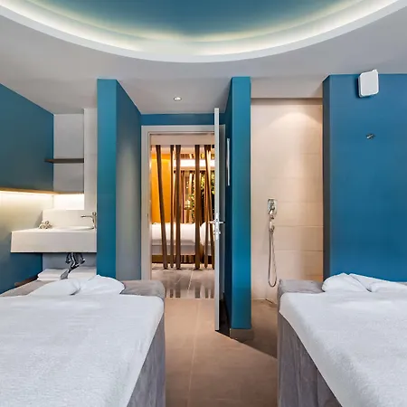 ホテル Grand Savoia Cortina D'ampezzo, A Radisson Collection コルティーナ・ダンペッツォ
