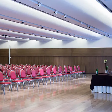 Grand Savoia Cortina D'ampezzo, A Radisson Collection 5* コルティーナ・ダンペッツォ