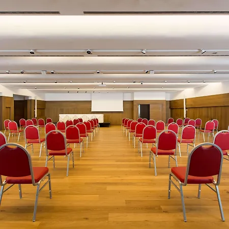Grand Savoia Cortina D'ampezzo, A Radisson Collection コルティーナ・ダンペッツォ