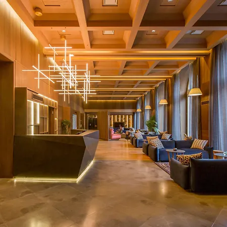 Grand Savoia Cortina D'ampezzo, A Radisson Collection ホテル