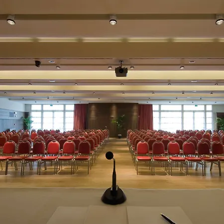 Grand Savoia Cortina D'ampezzo, A Radisson Collection 5* コルティーナ・ダンペッツォ