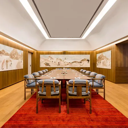 Grand Savoia Cortina D'ampezzo, A Radisson Collection