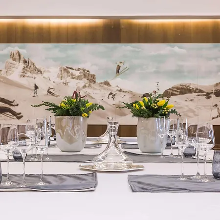 Grand Savoia Cortina D'ampezzo, A Radisson Collection Hotel Cortina dʼAmpezzo