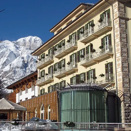 Hotel Grand Savoia Cortina D'ampezzo, A Radisson Collection