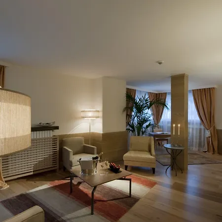 Grand Savoia Cortina D'ampezzo, A Radisson Collection Hotel Cortina dʼAmpezzo