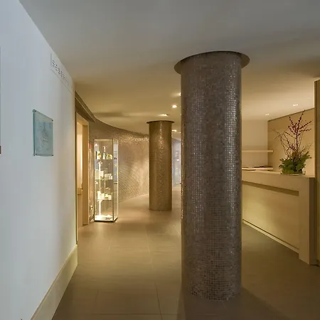 Grand Savoia Cortina D'ampezzo, A Radisson Collection Hotel Cortina dʼAmpezzo